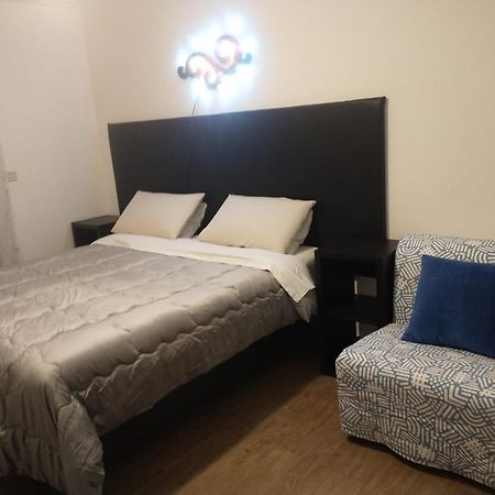 B&B Dalla Zia Bari Exteriör bild
